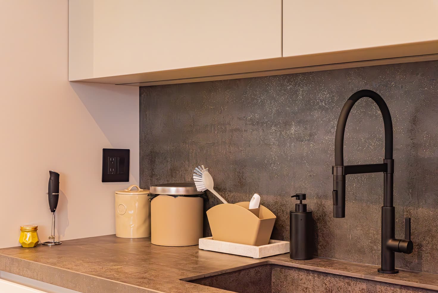 Full Kitchen Setup