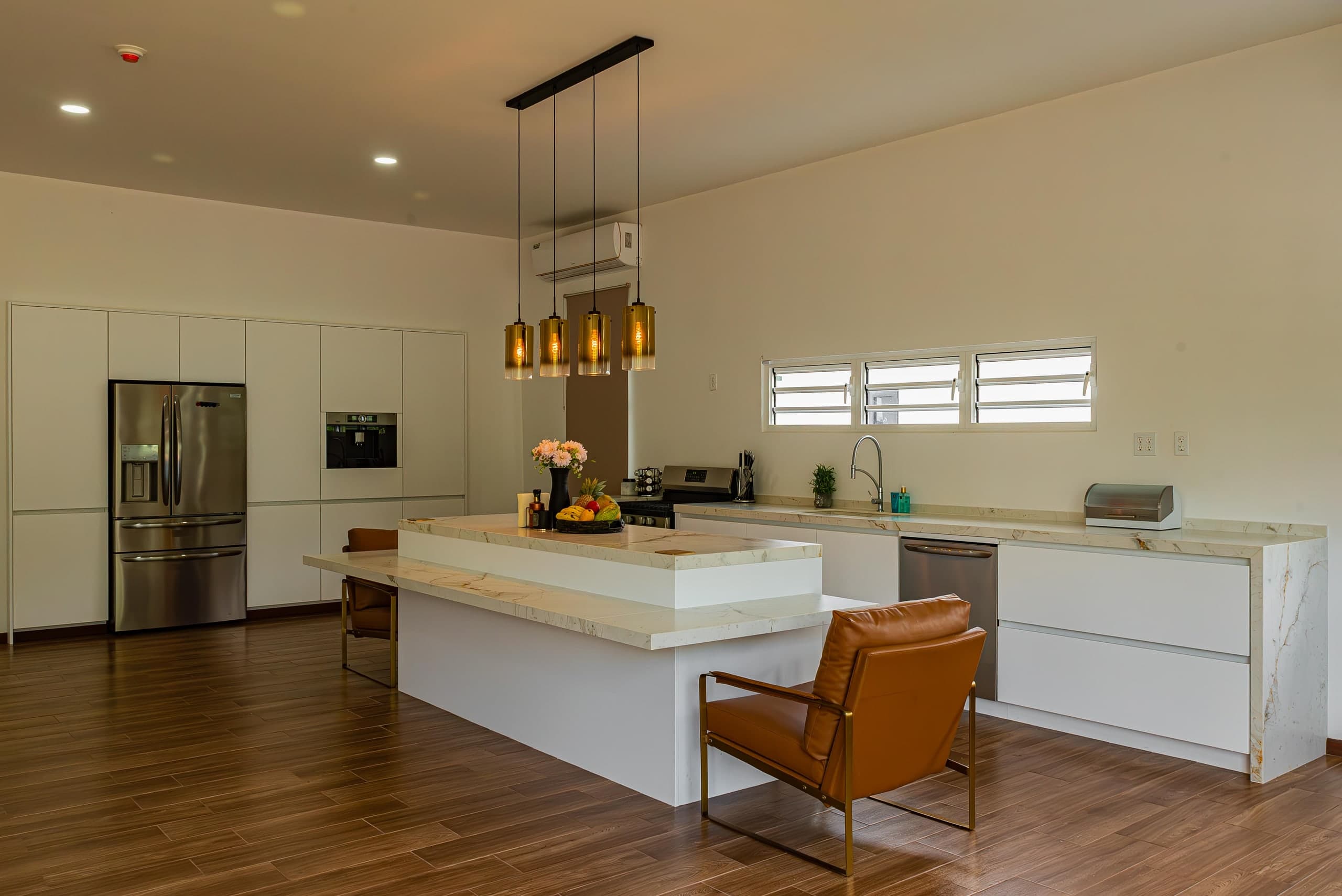 Kitchen and Cabinets Setup