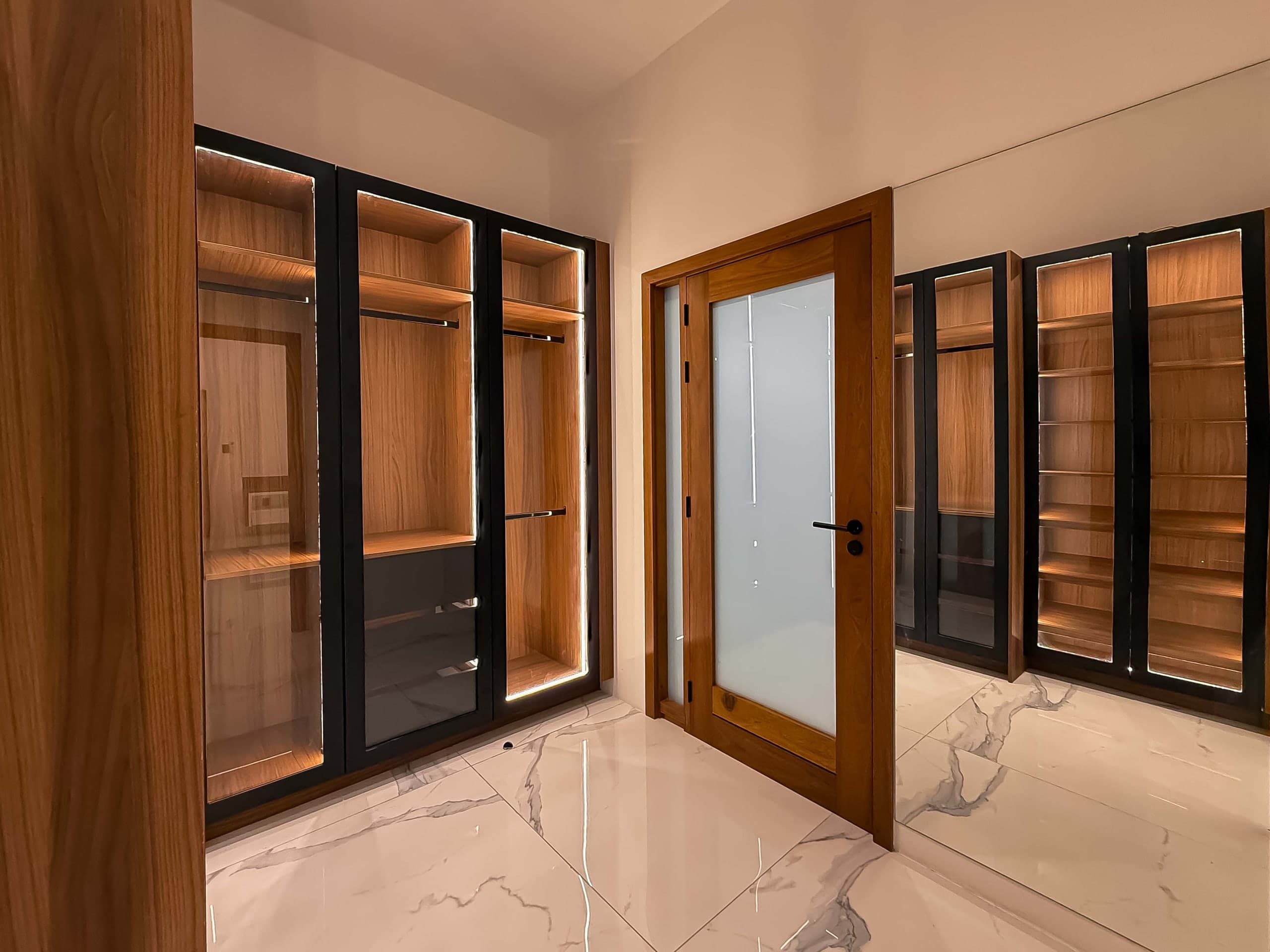 Kitchen,Bathroom, Closet & Laundry room Setup
