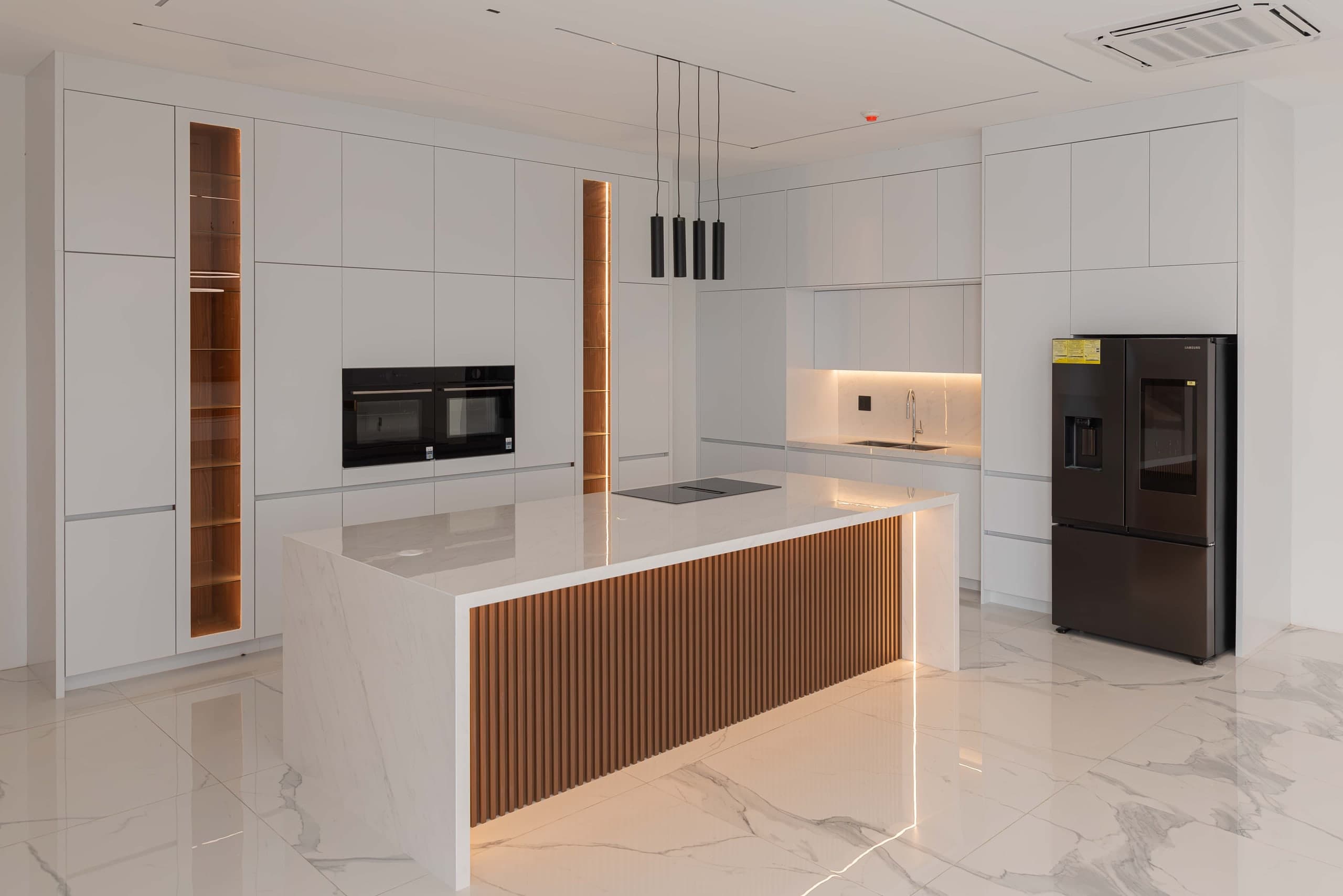Kitchen,Bathroom, Closet & Laundry room Setup